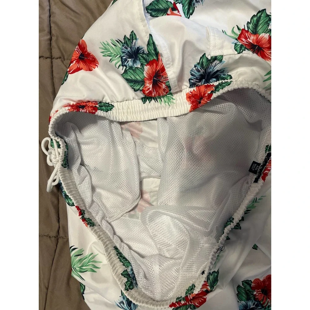 Men's Club Room White & Floral Swimshorts size XXL